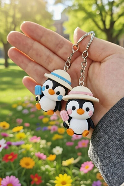CharmFancy Lumoi Studio - Sevimli Çift Dondurmalı Penguen Anahtarlık - Pengui...