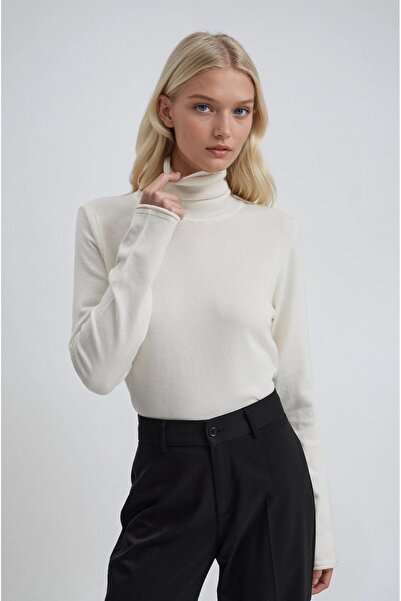 Lijuri Premium Fabric Turtleneck Knitwear Sweater 1404