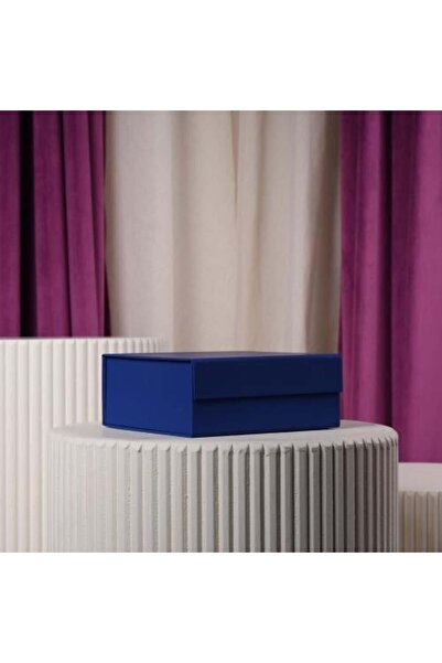 GiftWorld علبة هدايا حمراء صغيرة - سهلة التجميع