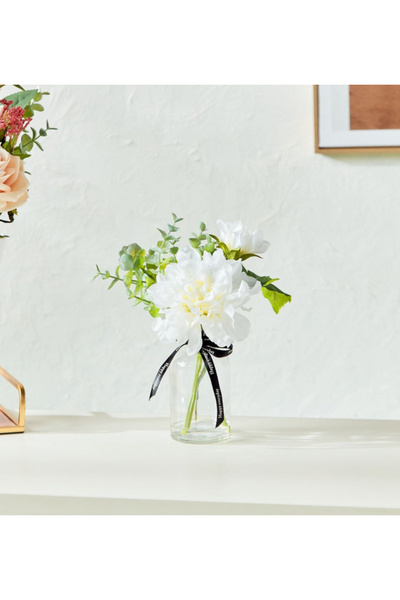 Generic Dahlia in Glass Vase