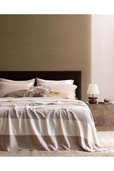 Madame Coco Angely Double Blanket - Powder/Grey/White