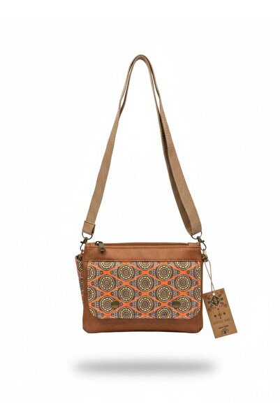 Street Bag حقيبة ستريت باج للصدر والكتف مع حامل بطاقات مفصل