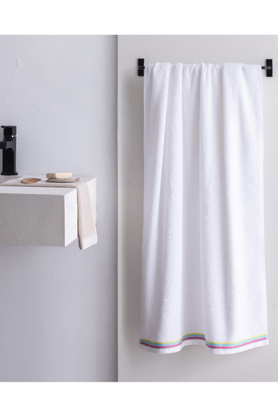 Madame Coco Pomeline 100% Cotton Bath Towel - White - 70X140 cm