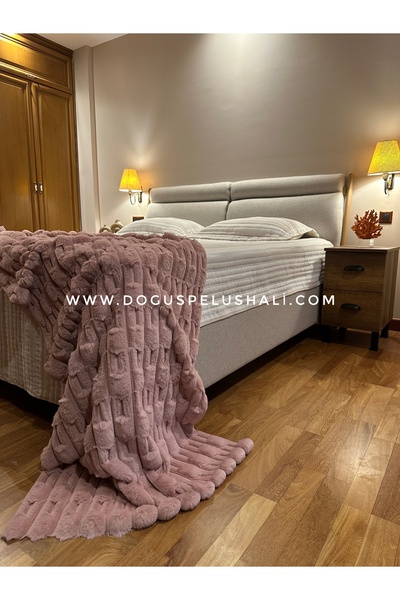 Doğuş Peluş Halı Modern Line Pembe Peluş Yatak Ucu Runner