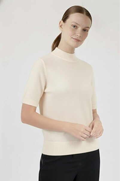 Triko Mısırlı Ekru Yarım Boğazlı Kısa Kollu Kadın Kazak