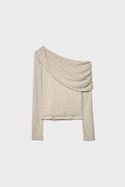 Stradivarius Asymmetric lace top