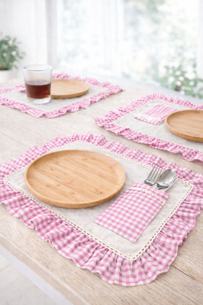 Mirilliahome 6-Pocket Raw Linen Checkered Ruffle Detailed American Service Pl...