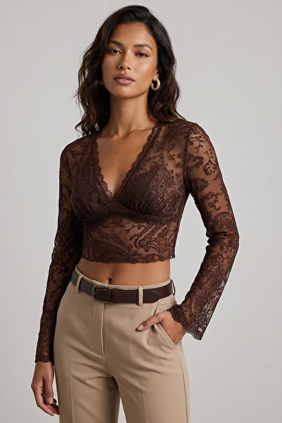 Trend Alaçatı Stili Women's Brown V-Neck Transparent Crop Lace Blouse Alc-X15137