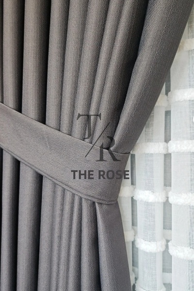 The Rose Perdele din in, antracit, fundal din panouri, pliată în mod frecvent...