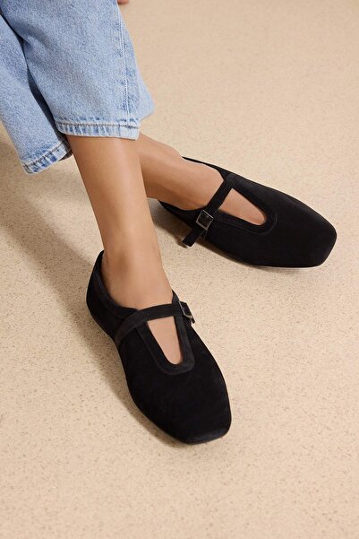 TRENDYOL SHOES Schwarze Mary Jane Damen-Ballerinas aus echtem Wildleder TAKSS...