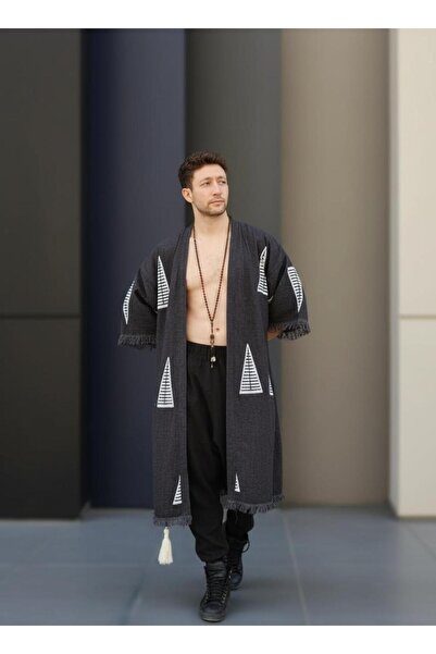 Su Koleksiyon الهرم القفطان الأسود