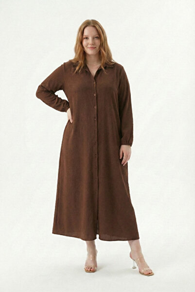 Talvien Büyük Beden Bürümcük Kumaş Uzun Elbise – Gömlek Yaka, Boydan Düğmeli