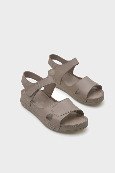 Capone Outfitters Emily Deri Konfor Anatomik Kadın Sandalet