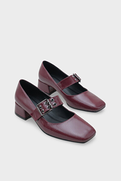 Capone Outfitters Keri Blunt Toe Short Heeled Strappy Mary Jane Women's Shoes