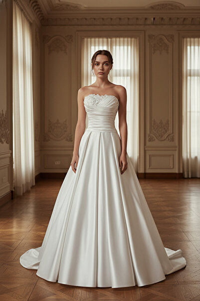 GÖKŞİNK MODA Kırık Beyaz Drapeli Saten Gelinlik