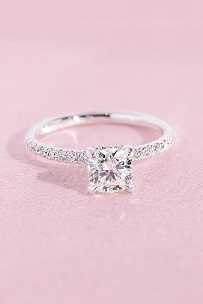 Crystal Diamond Zirconia 0.75 Karat Tektaş Yüzük