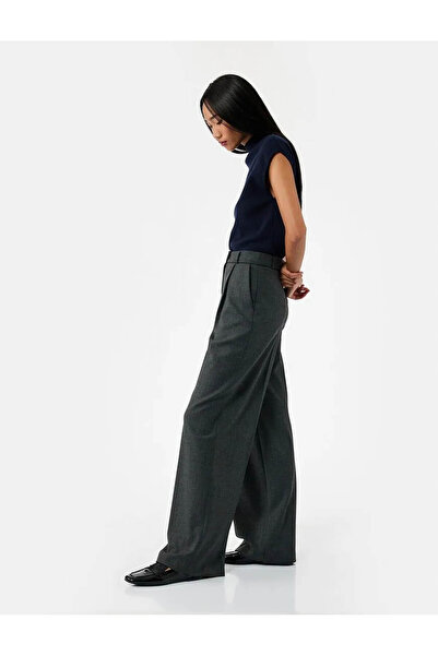 Koton بنطلون بالازو واسع الساق وخصر مرتفع مع جيوب وتفاصيل مكدسة