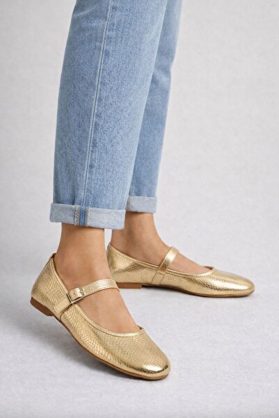 Beyond Gold Patent Leather Mary Jane Ballet Flats Stylish Buckle Comfortable ...