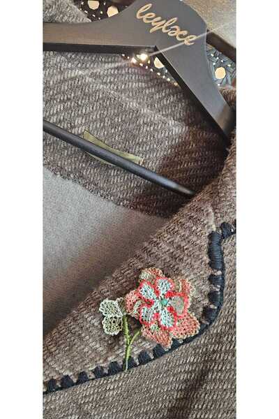 Leylace İğne Oyası El İşçiliği, Kristal Taşlı Broş, Kırmızı, Yaka İğnesi, Hed...