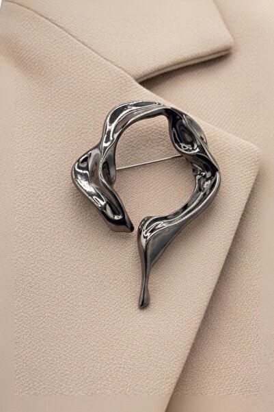 model aksesuar Geometri Tasarım Burgulu Füme Broş