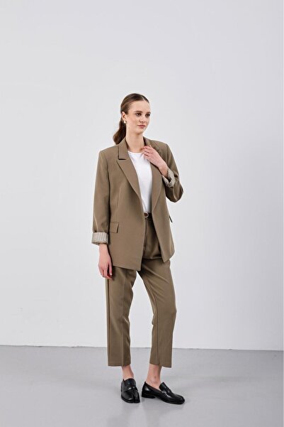 CELITA Γυναικείο Σετ Παντελόνι Μπουφάν με ριγέ μανίκια με λεπτομέρεια