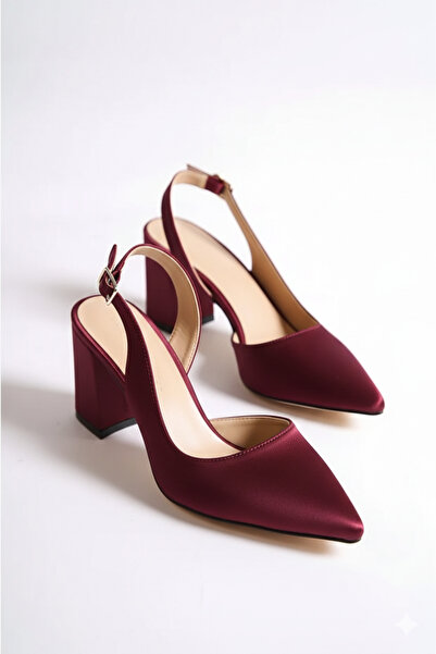 Shoesers حذاء نسائي من قماش الساتان باللون العنابي غير متماثل ومقدمة مدببة وك...