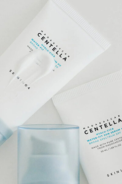Skin1004 Madagascar Centella Hyalu-Cica Su Bazlı Güneş Kremi SPF 50+ PA++++ 50 ml