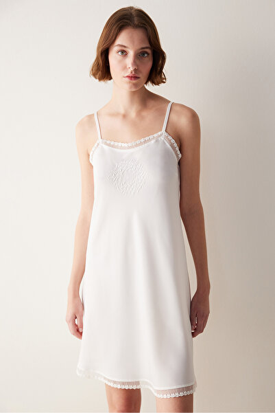 Penti Bridal Lace Lacy White Nightgown