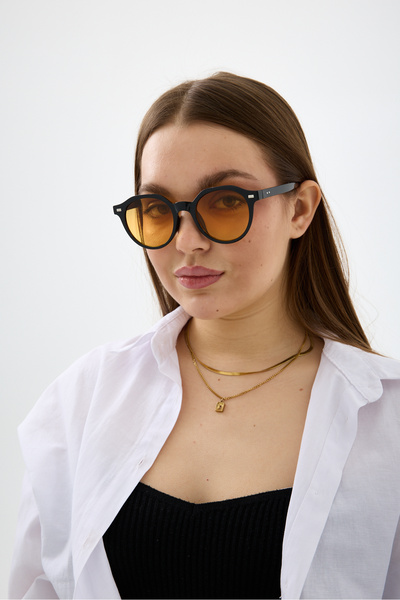 Chunky Frame Pen Unisex Black Yellow Glass Oval Sunglasses