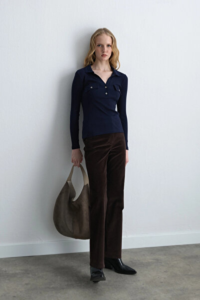 Gusto Bluză cu guler polo - bleumarin