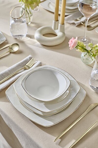 Karaca Square Bone Serena 24 Parça 6 Kişilik  Porselen Yemek Takımı