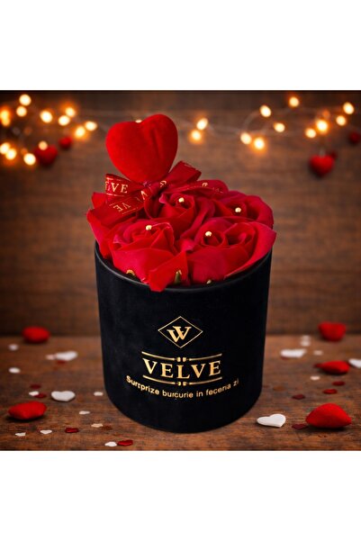 velve Aranjament floral Valentine, in cutie rotunda neagra 7 trandafiri de sa...