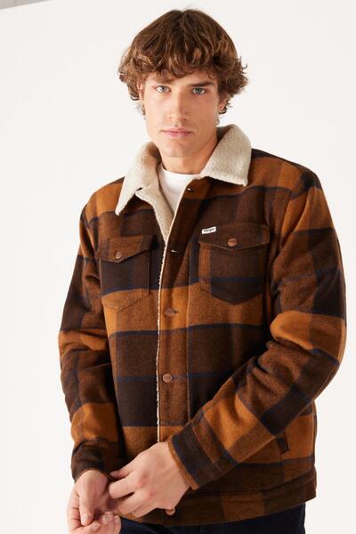 WRANGLER Loose Fit Rahat Kesim Sherpa Yaka Erkek Kahverengi Ekoseli Düğmeli C...