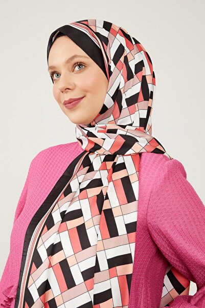 Levidor شال مكعب أسود منقوش من Angel