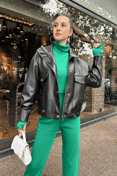 Angel Mia سترة جلدية سوداء - تفاصيل مطاطية