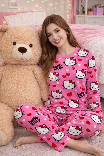 WALJA KADIN SÜET KUMAŞ PAMUKLU HELLO KİTTY DESENLİ PİJAMA TAKIMI