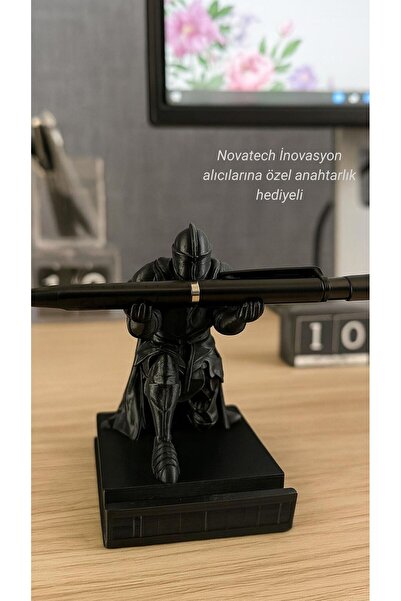 NOVATECH İNOVASYON ŞÖVALYE Figürlü Kalem Tutucu Masa Üstü Organizer & Dekorat...