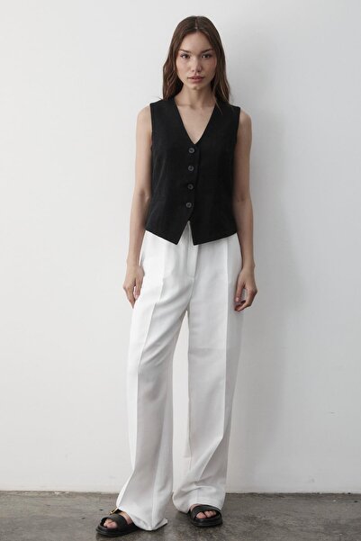 JASTE Women's Lined Button Detailed Linen Vest Black