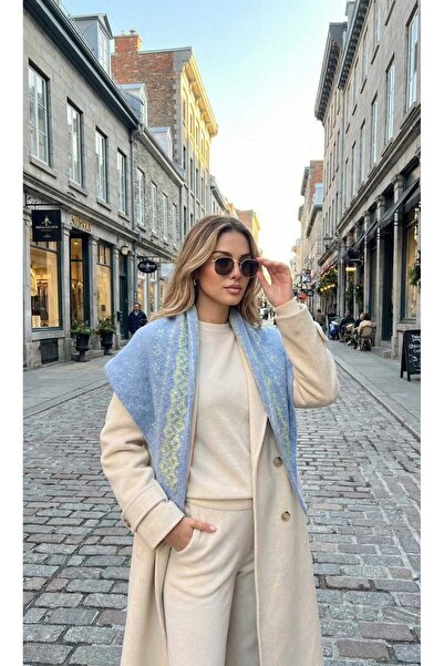 LAGRANGE Lagranze Triangle Healy Scarf