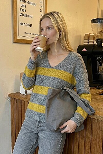 VQ CONCEPT Pulover tricotat Lamea cu dungi late, croială confortabilă, cu dec...