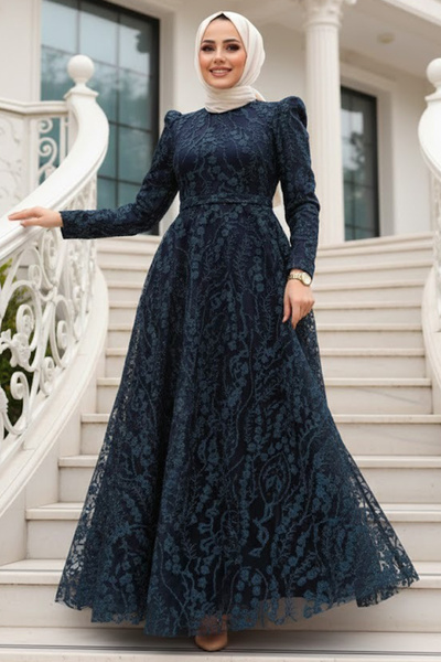 Neva Style فستان سهرة محتشم من الدانتيل باللون الأزرق الداكن 22780L