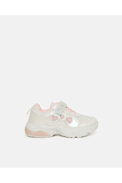 REDTAG حذاء رياضي للبنات من وايت هارت