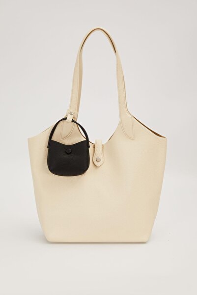 Levidor Shoulder Bag with Cream Mini Bag Detail