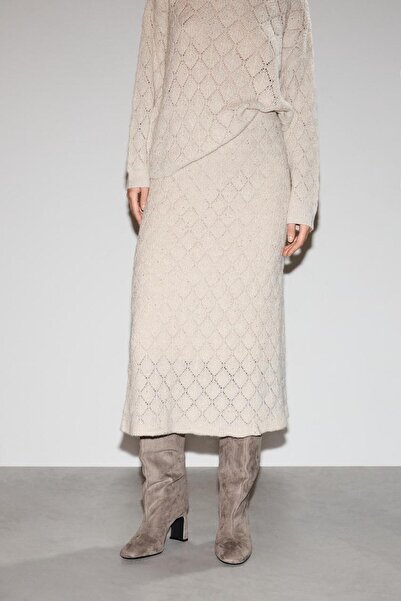 AYSEGUL SOZKESEN Bej Renk Parıltılı Ajurlu Midi Boy Etek