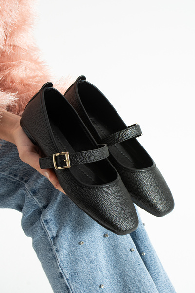 SHOW LİFE Küt Burunlu Tokalı Mary Jane Babet Ayakkabı