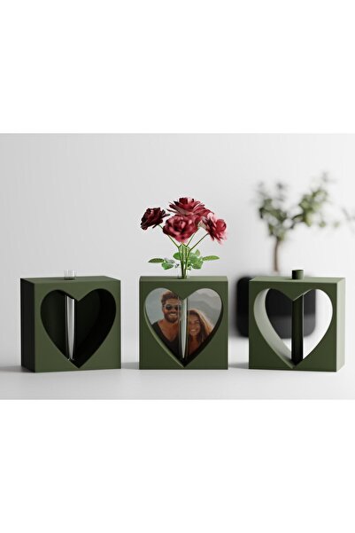 Sani "Valentines Heart Cut Out Vase" 127x81xH127mm - Dark green matte