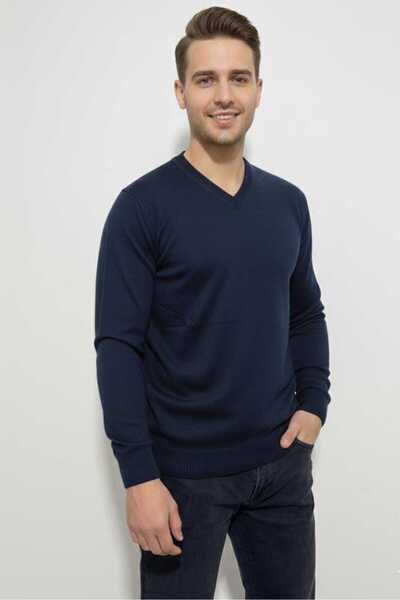 wera Erkek, lacivert V yaka ince triko kazak