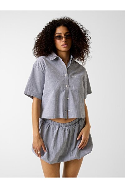 Guess Jeans Women's Comfort Fit Shirt