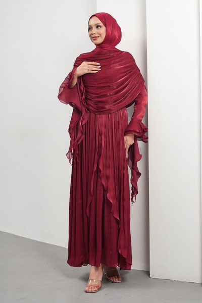 İmajButik Βραδινό φόρεμα με βολάν με μπορντό κάπα