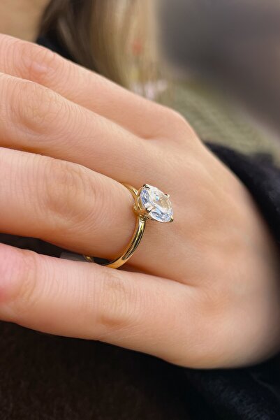 Altınaşkı Oval Tektaş Altın Yüzük